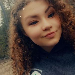 Meet your Posher, Ellie